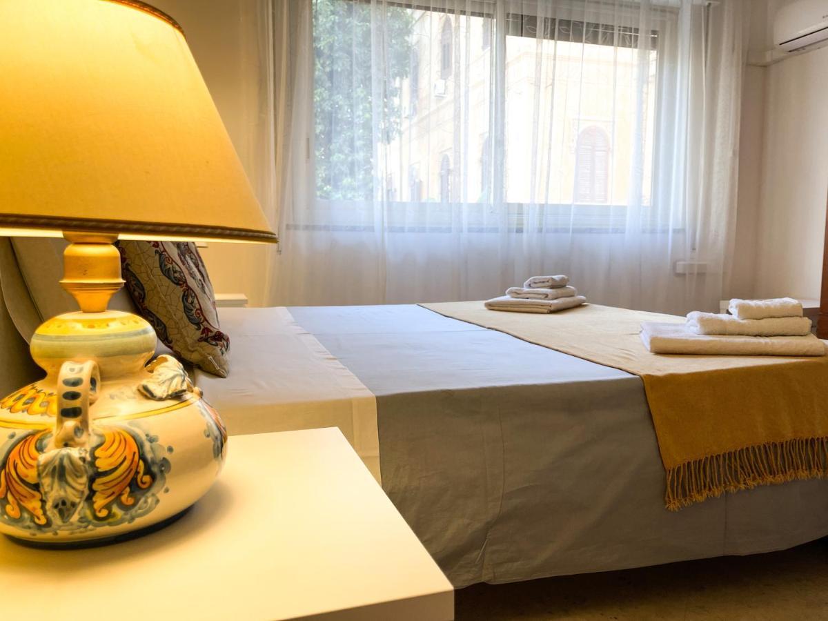 Al Politeama Rooms B&B Palermo Kültér fotó
