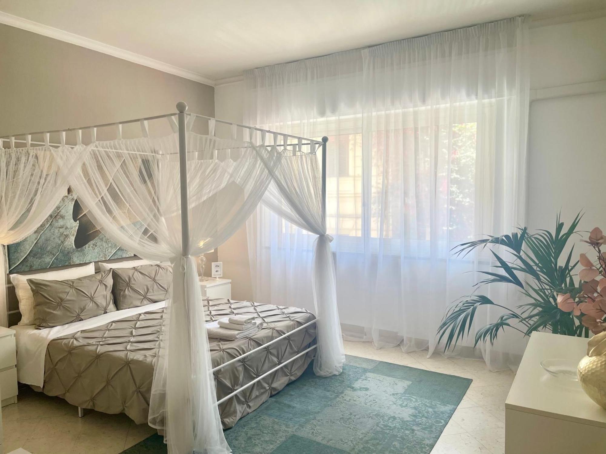 Al Politeama Rooms B&B Palermo Kültér fotó